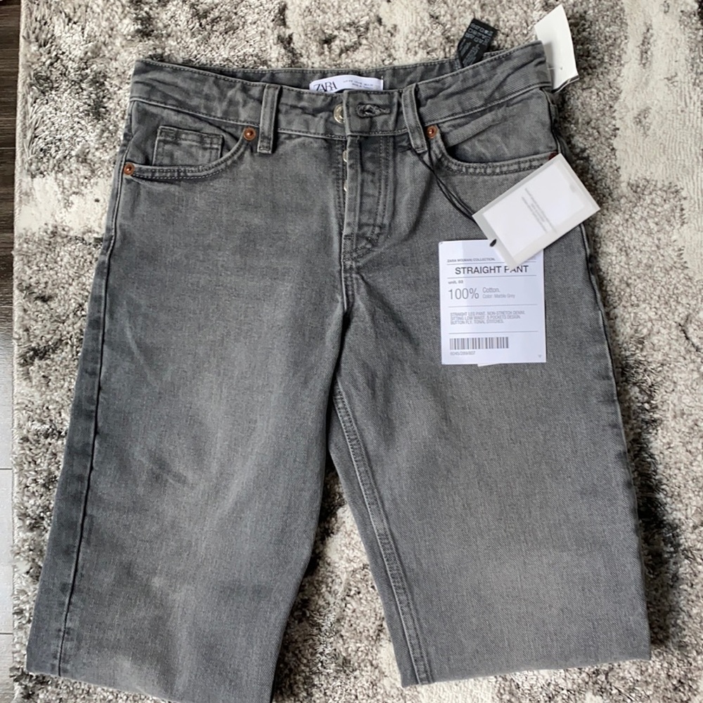 Zara Wo(man) Straight Jeans